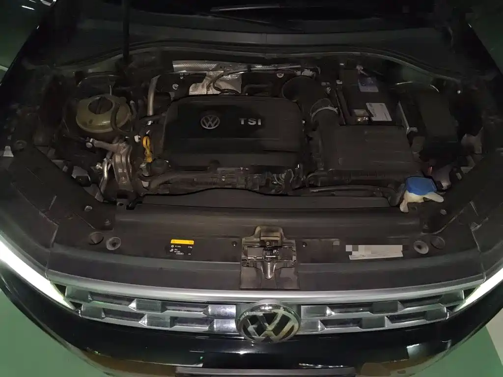 Volkswagen Tiguan L — миниатюра 21