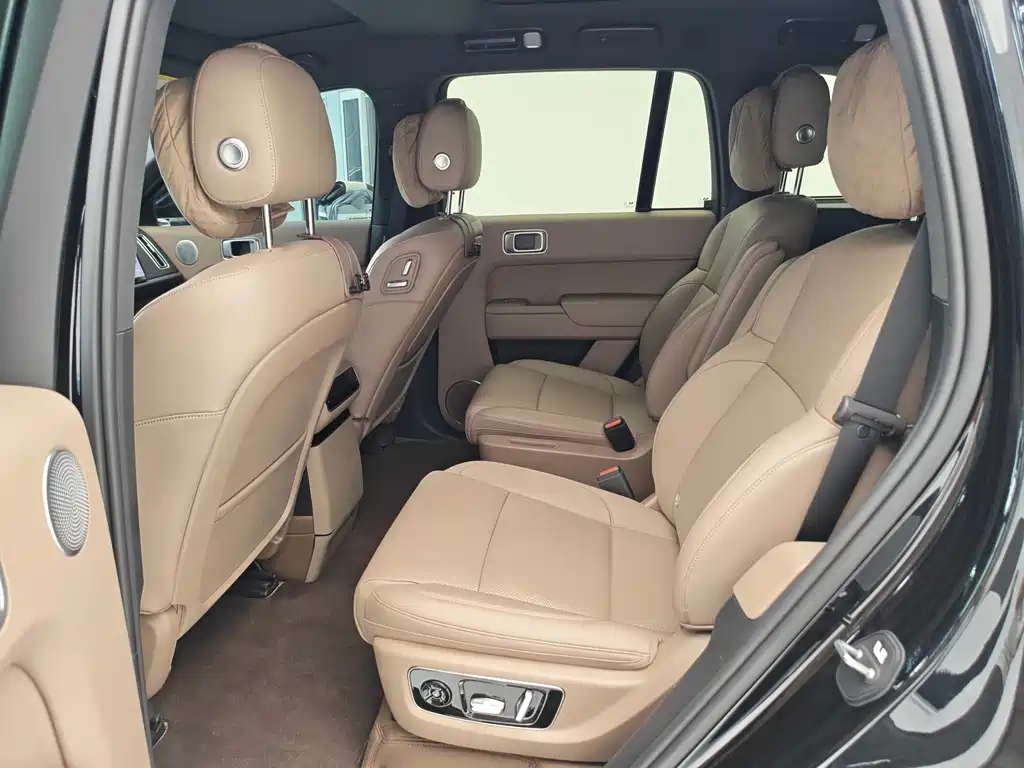 Li Auto Li L8 — миниатюра 11