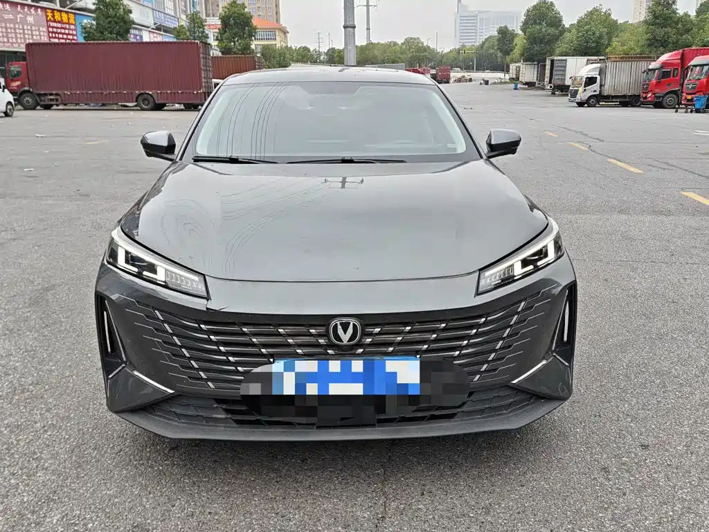 Changan Eado — миниатюра 2