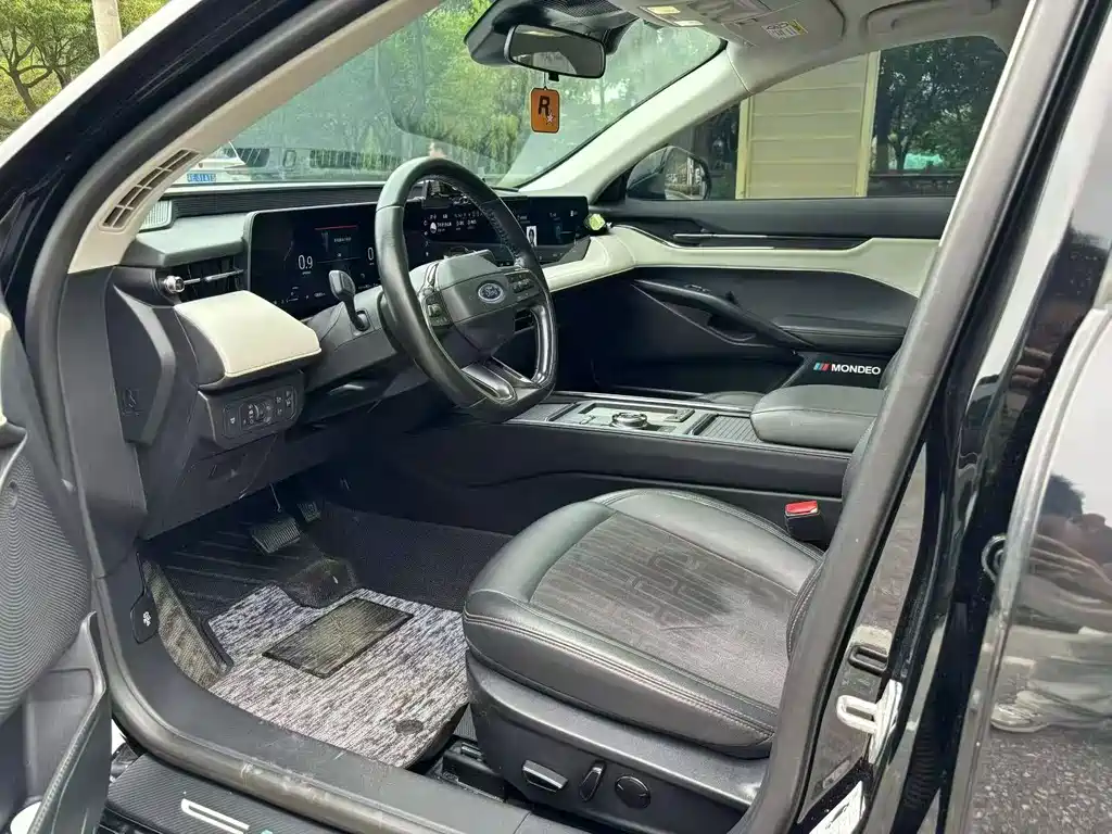 Ford Mondeo 2023 EcoBoost 245 Luxury