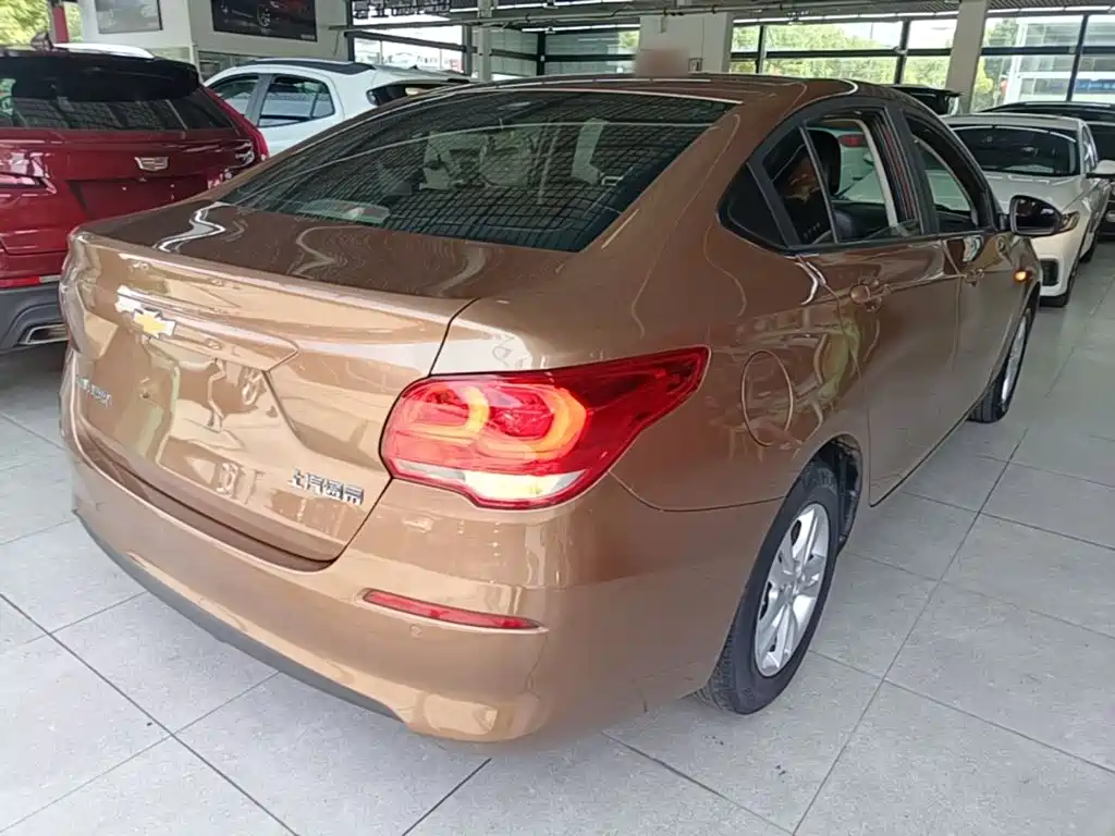 Chevrolet Cavalier — миниатюра 7