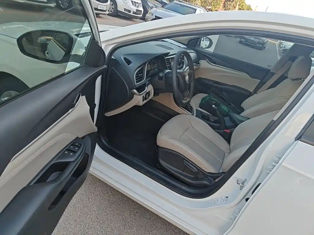 Buick Excelle — миниатюра 16