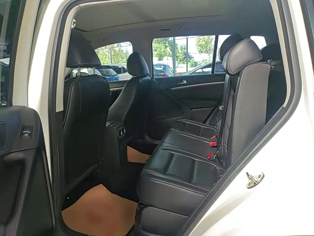 Volkswagen Tiguan — миниатюра 17