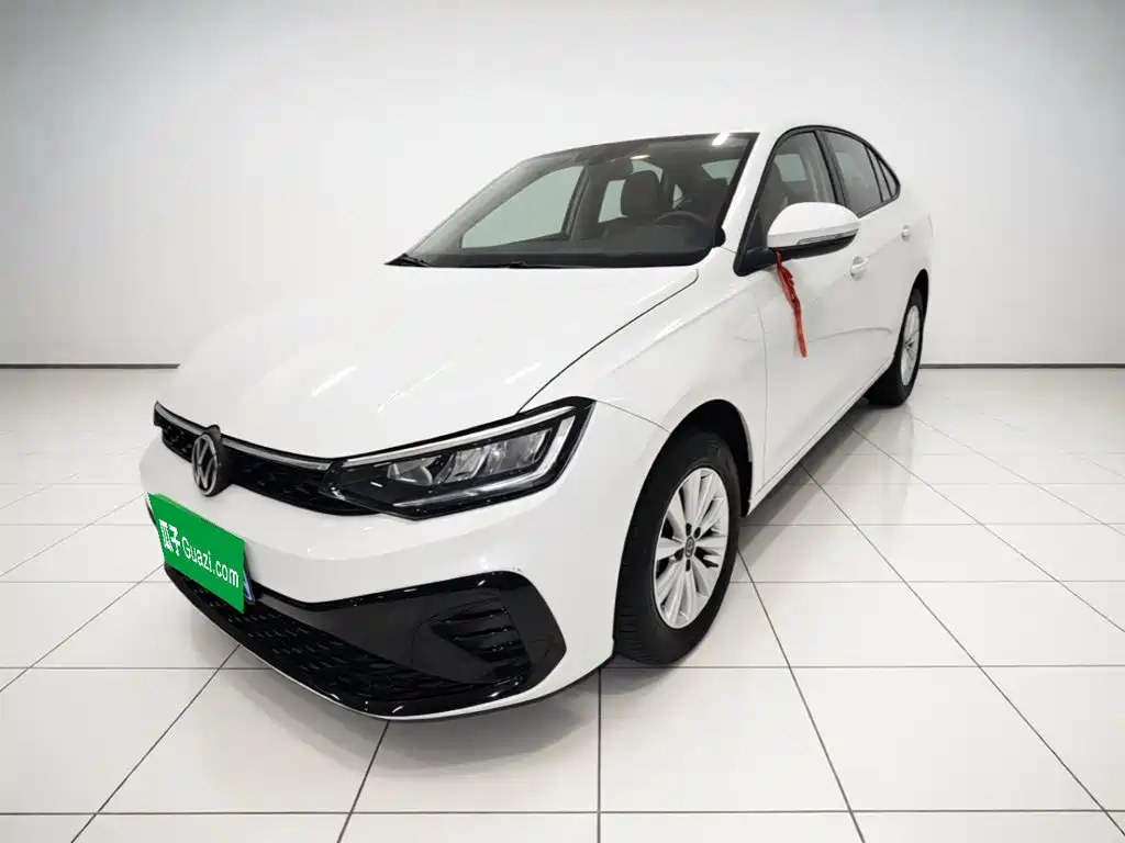 Volkswagen Lavida — миниатюра 2