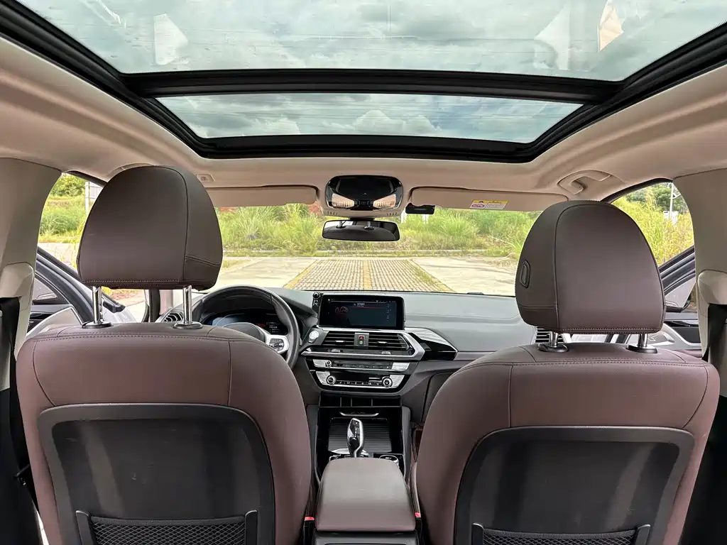 BMW X3 — миниатюра 9