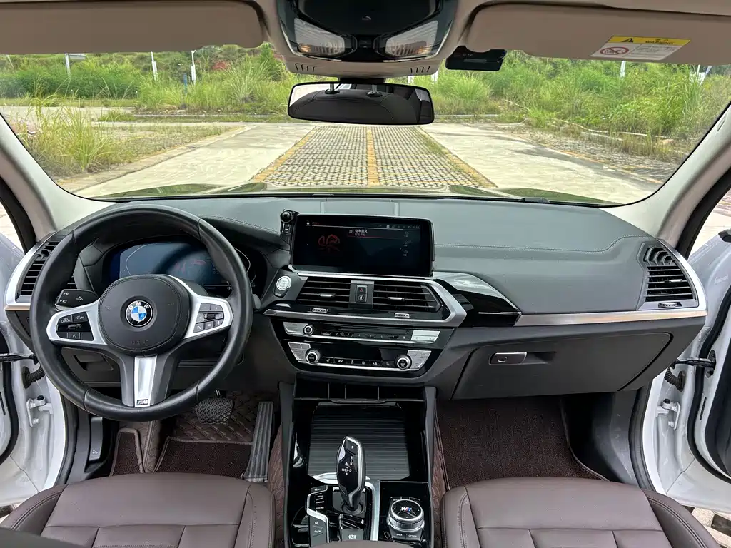 BMW X3 — миниатюра 12