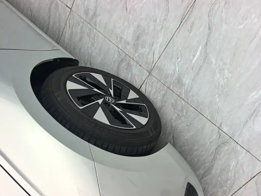 Volkswagen Sagitar — миниатюра 23