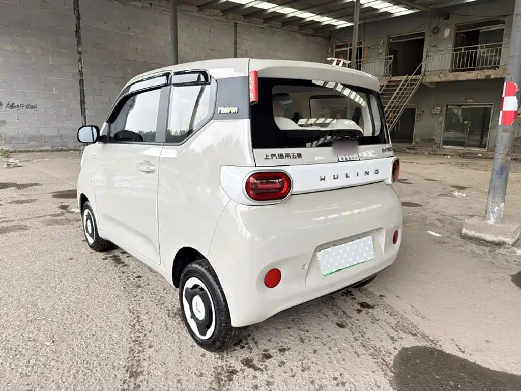Wuling MINIEV — миниатюра 12