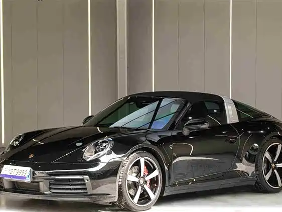 Porsche 911 2021