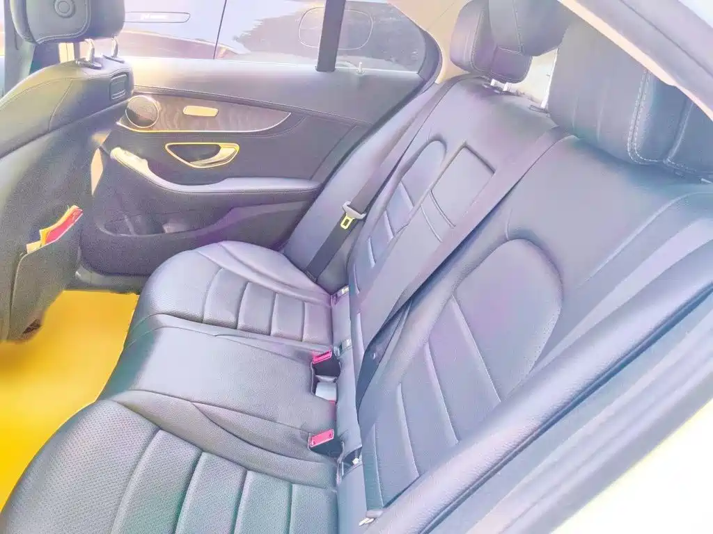 Mercedes-Benz C-Class — миниатюра 15