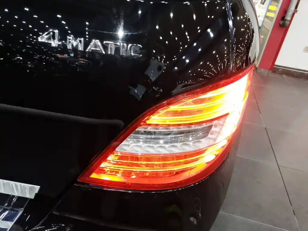 Mercedes-Benz R-Class — миниатюра 8