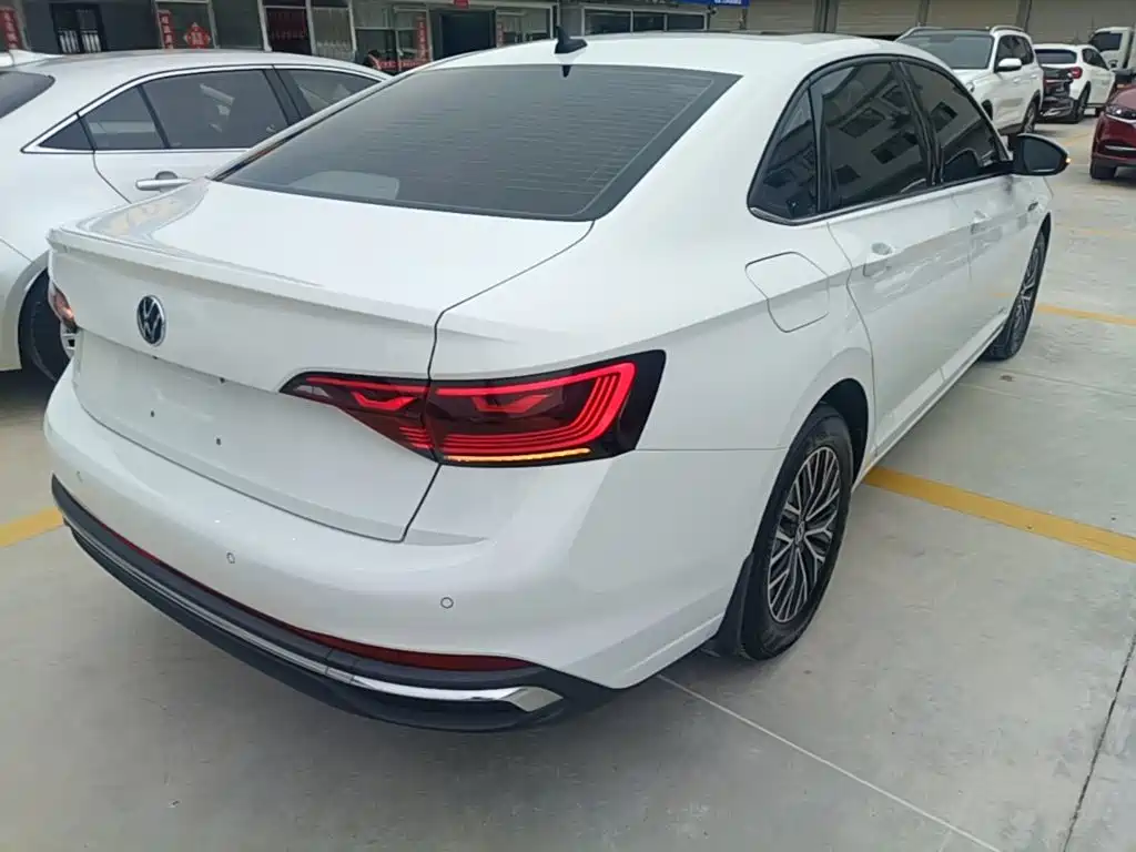 Volkswagen Sagitar — миниатюра 7