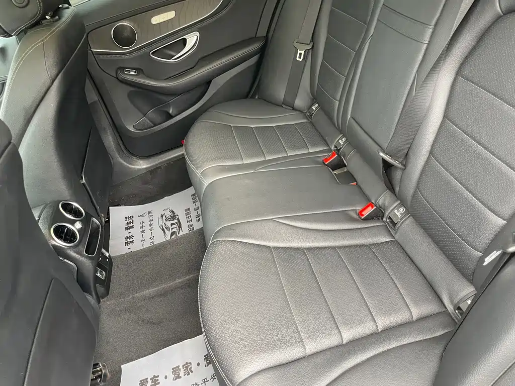Mercedes-Benz C-Class — миниатюра 9