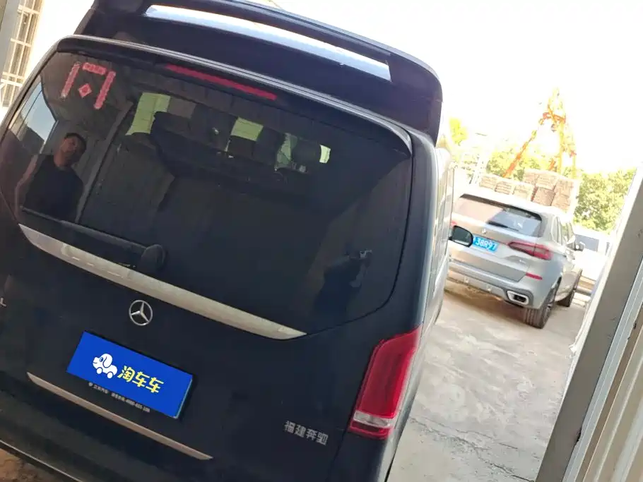 Mercedes-Benz V-Class — миниатюра 3