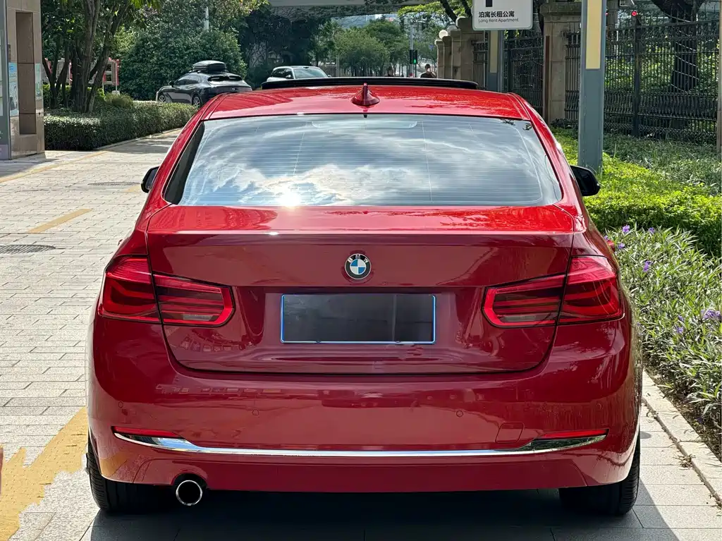 BMW 3 Series — миниатюра 11