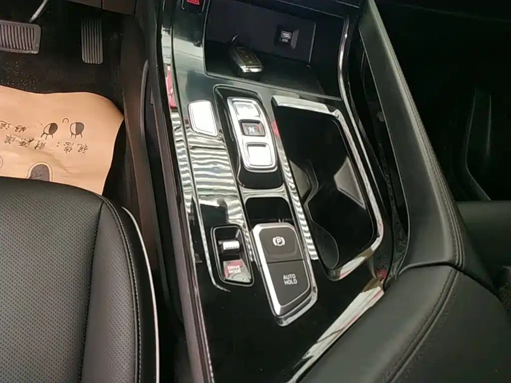 Hyundai Custo — миниатюра 14