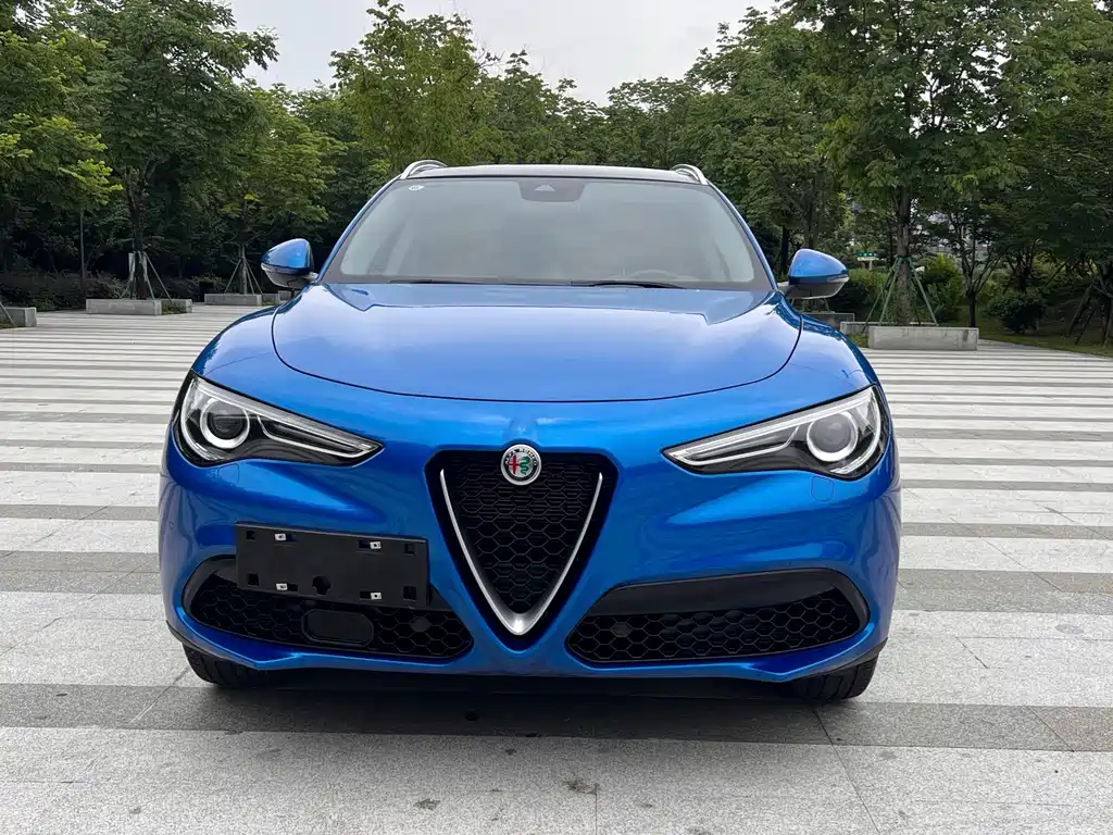 Alfa Romeo Stelvio — миниатюра 2