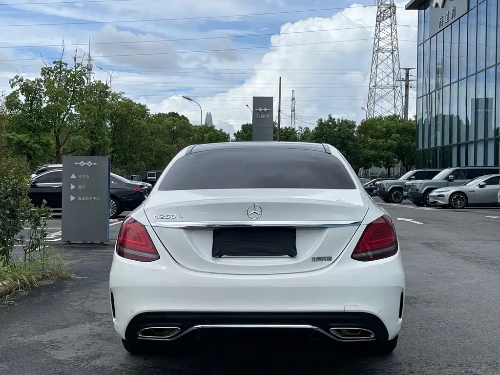 Mercedes-Benz C-Class — миниатюра 19