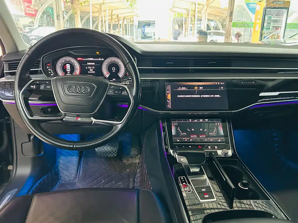Audi A8 — миниатюра 10