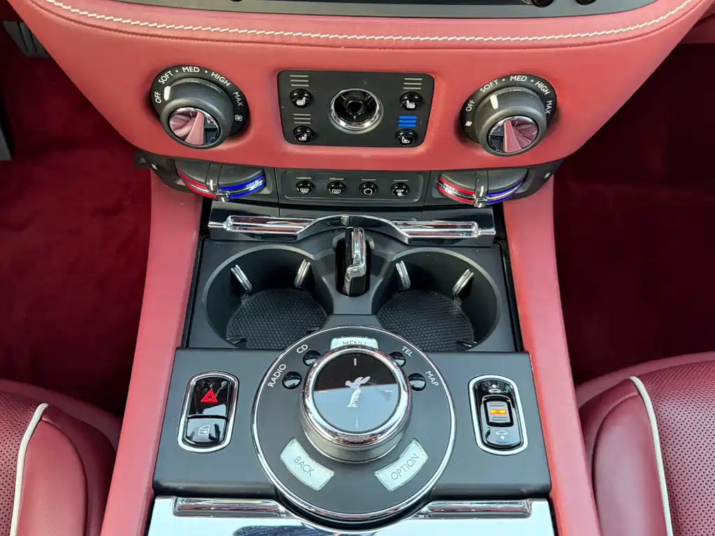 Rolls-Royce Wraith — миниатюра 15