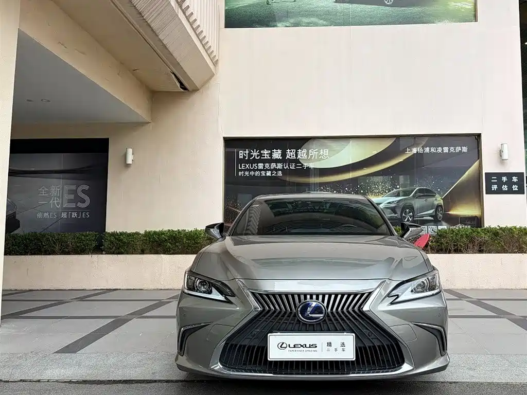 Lexus ES — миниатюра 3