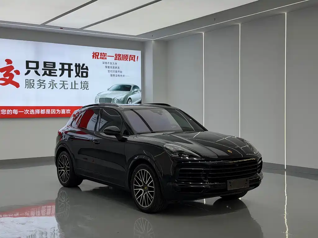 Porsche Cayenne — миниатюра 3