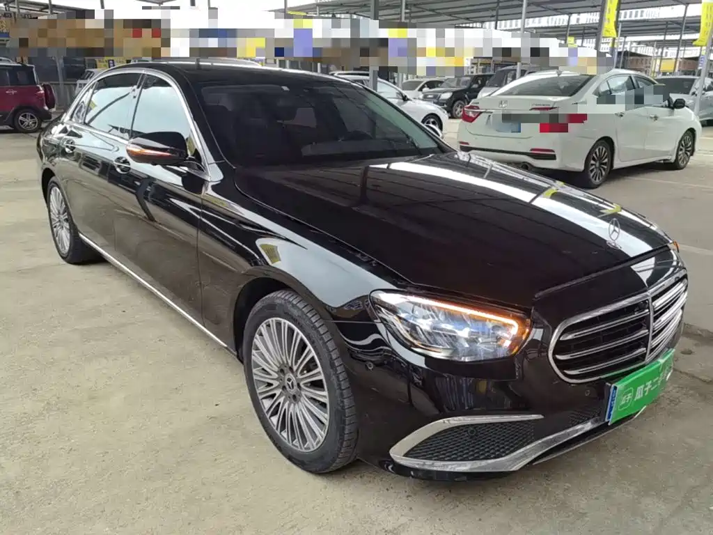 Mercedes-Benz E-Class — миниатюра 4