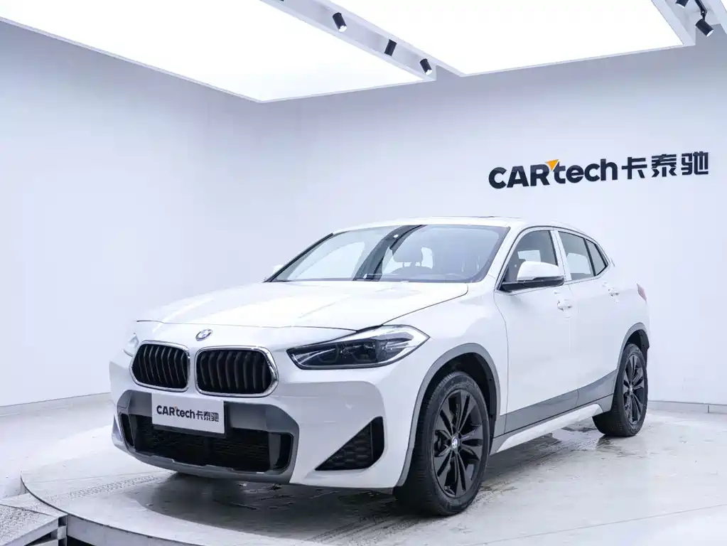 BMW X2 2021 sDrive20i M
