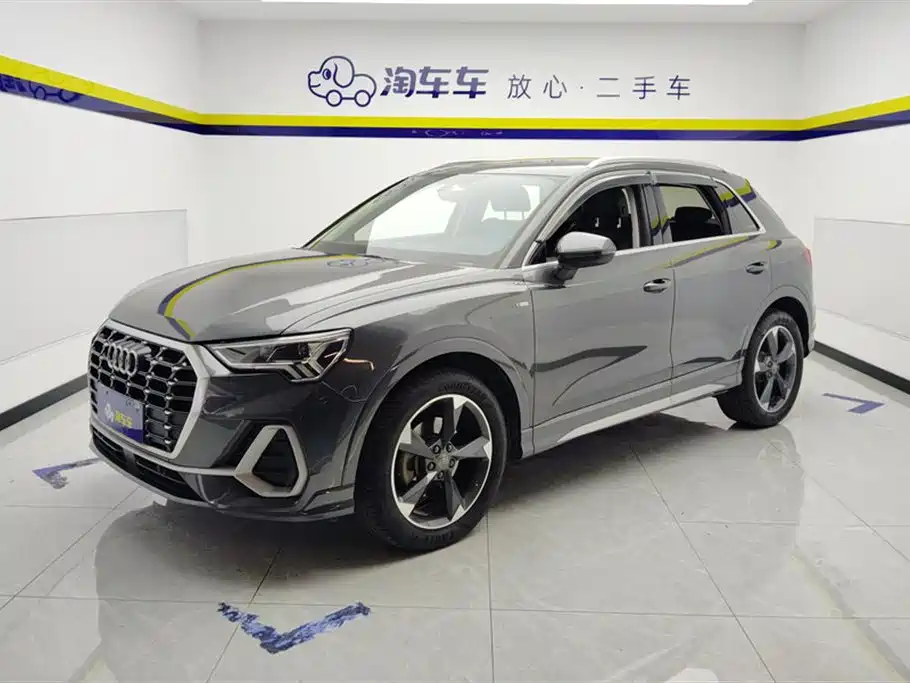 Audi Q3 2019 40 TFSI Fashion