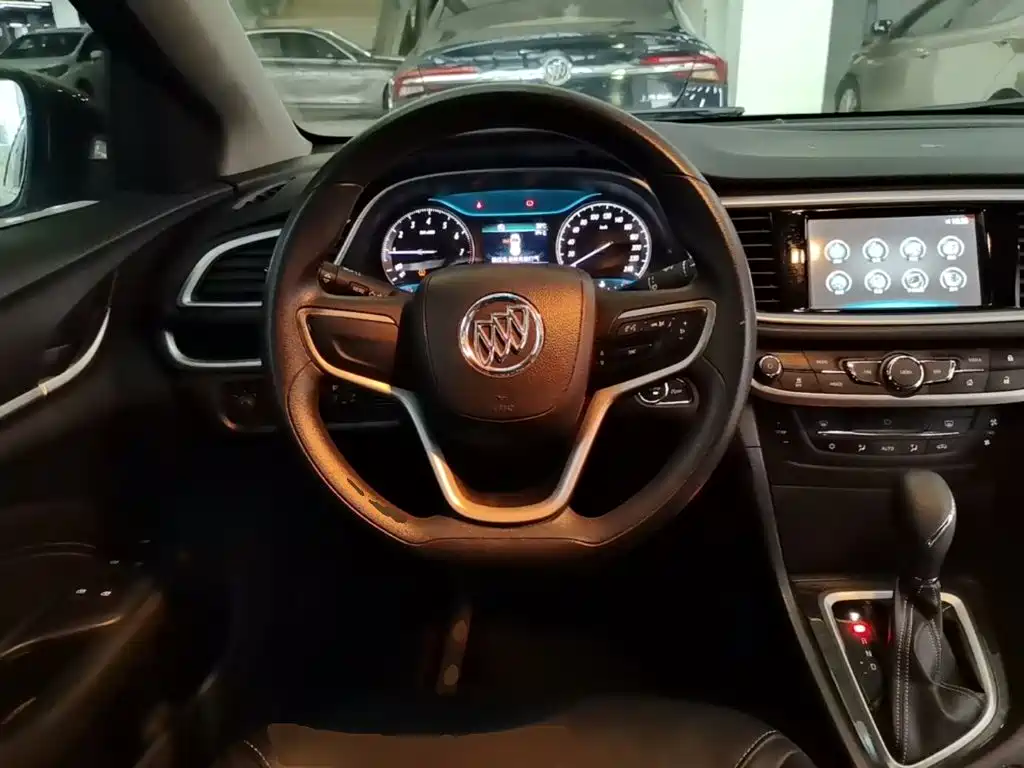 Buick Excelle — миниатюра 11
