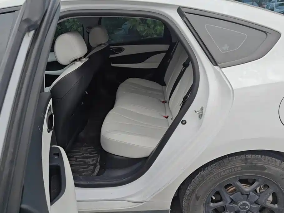 BYD Seal 05 DM-i — миниатюра 11