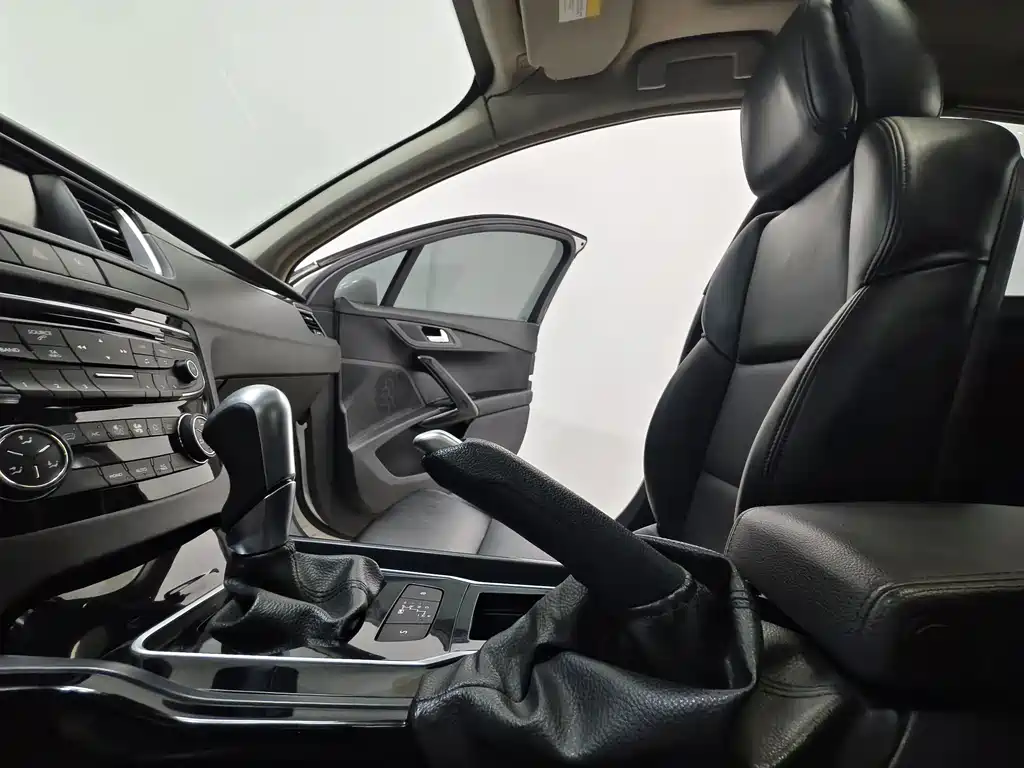 Peugeot 508 — миниатюра 12