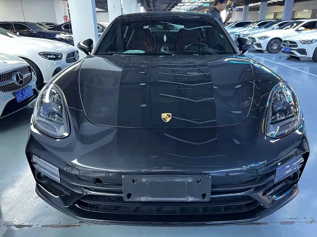 Porsche Panamera — миниатюра 2