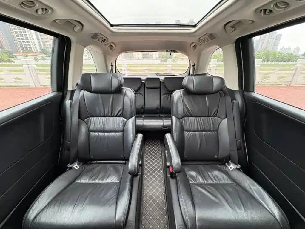 Honda Odyssey — миниатюра 6