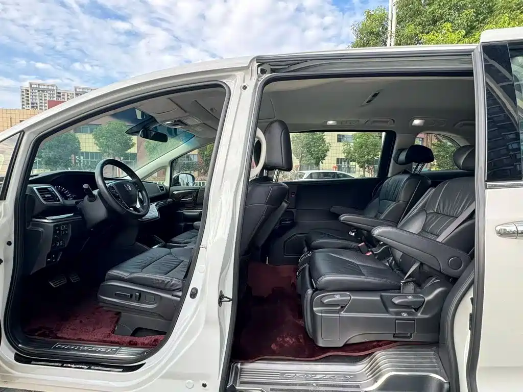 Honda Odyssey — миниатюра 17