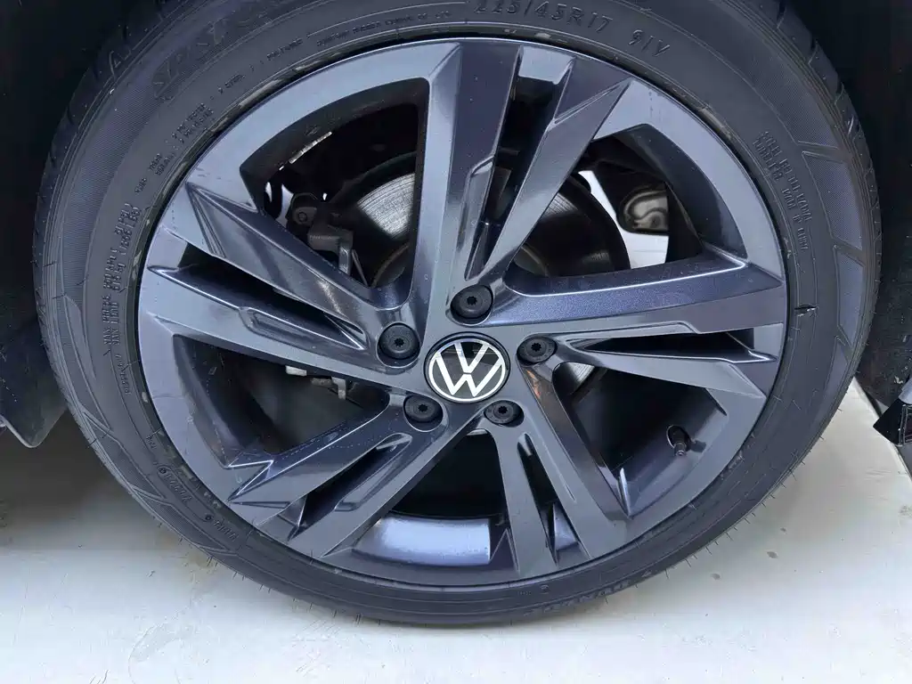 Volkswagen Golf — миниатюра 15