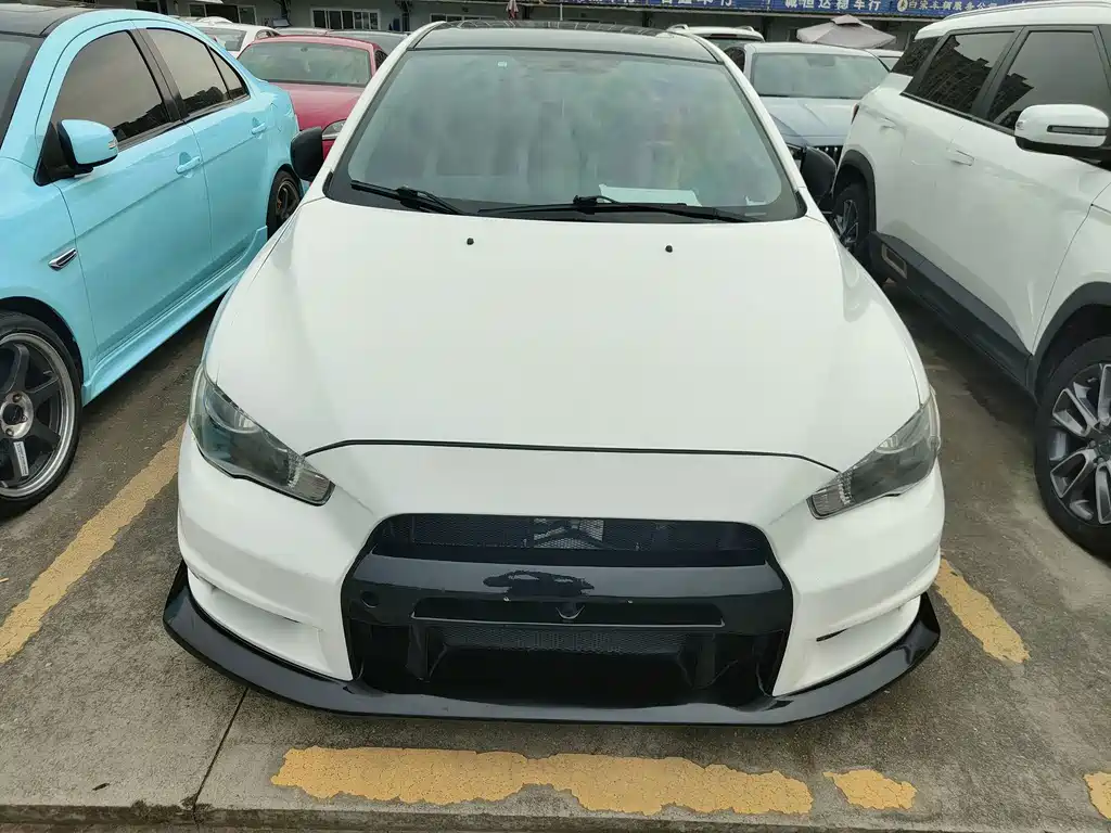 Mitsubishi Lancer EX — миниатюра 2