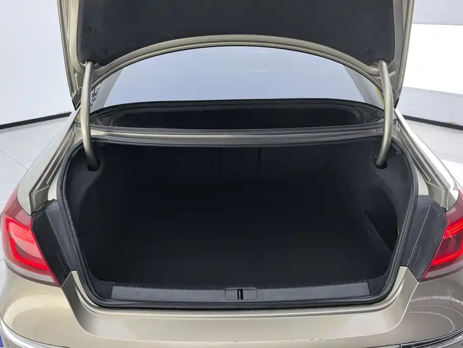 Volkswagen CC — миниатюра 4