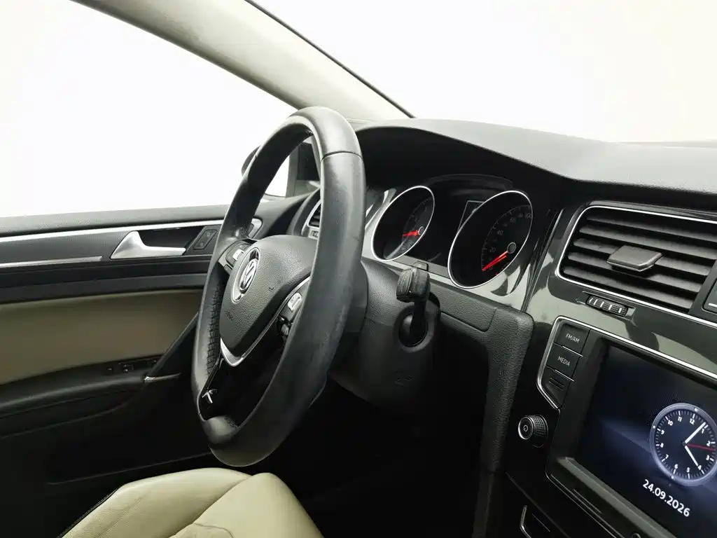 Volkswagen Golf — миниатюра 22