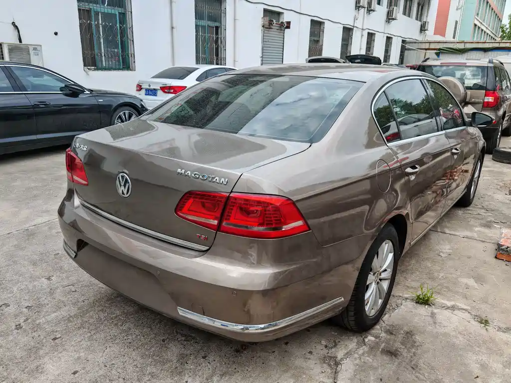 Volkswagen Magotan — миниатюра 4