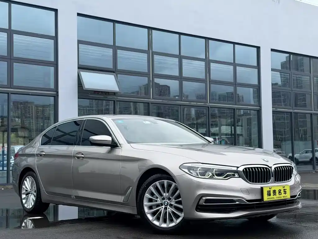 BMW 5 Series — миниатюра 3