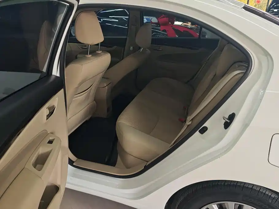 Suzuki Alivio — миниатюра 11