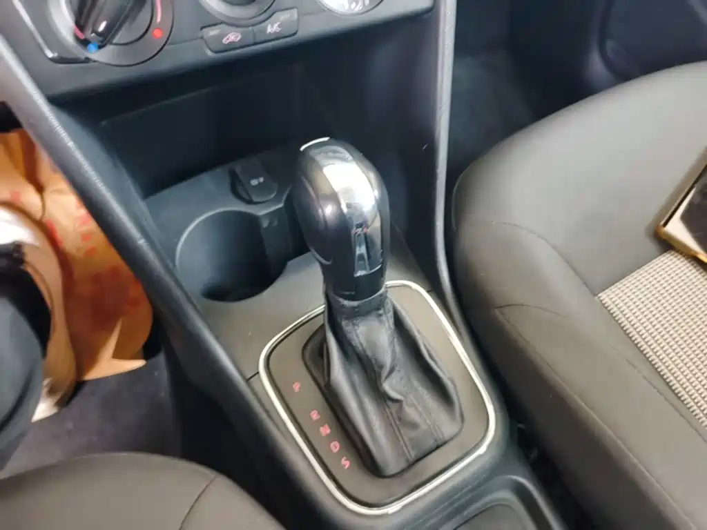 Volkswagen Polo — миниатюра 14