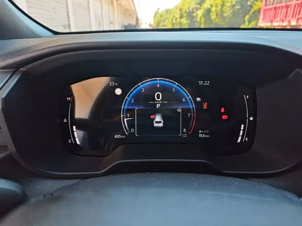 Toyota Corolla Cross — миниатюра 12