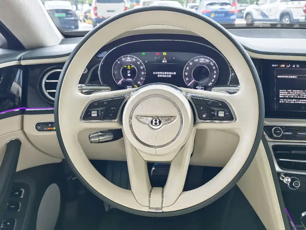 Bentley Flying Spur PHEV — миниатюра 13