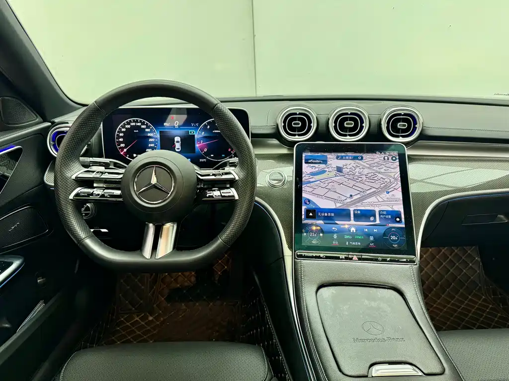 Mercedes-Benz C-Class — миниатюра 17