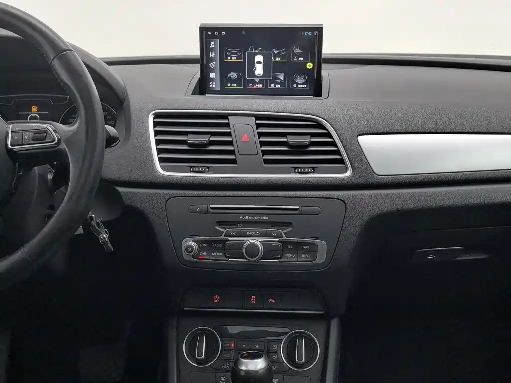 Audi Q3 — миниатюра 12