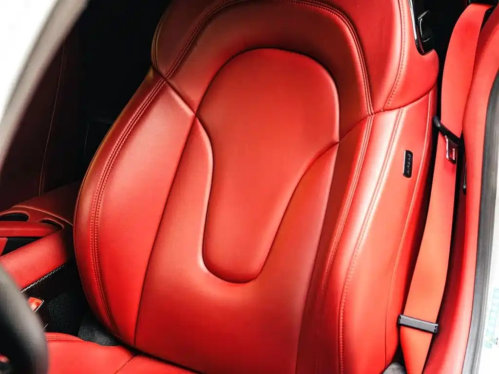 Audi R8 — миниатюра 4