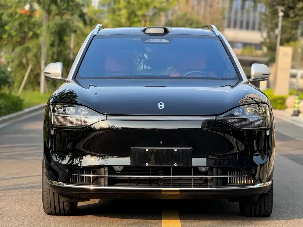 AITO ASK THE WORLD M9