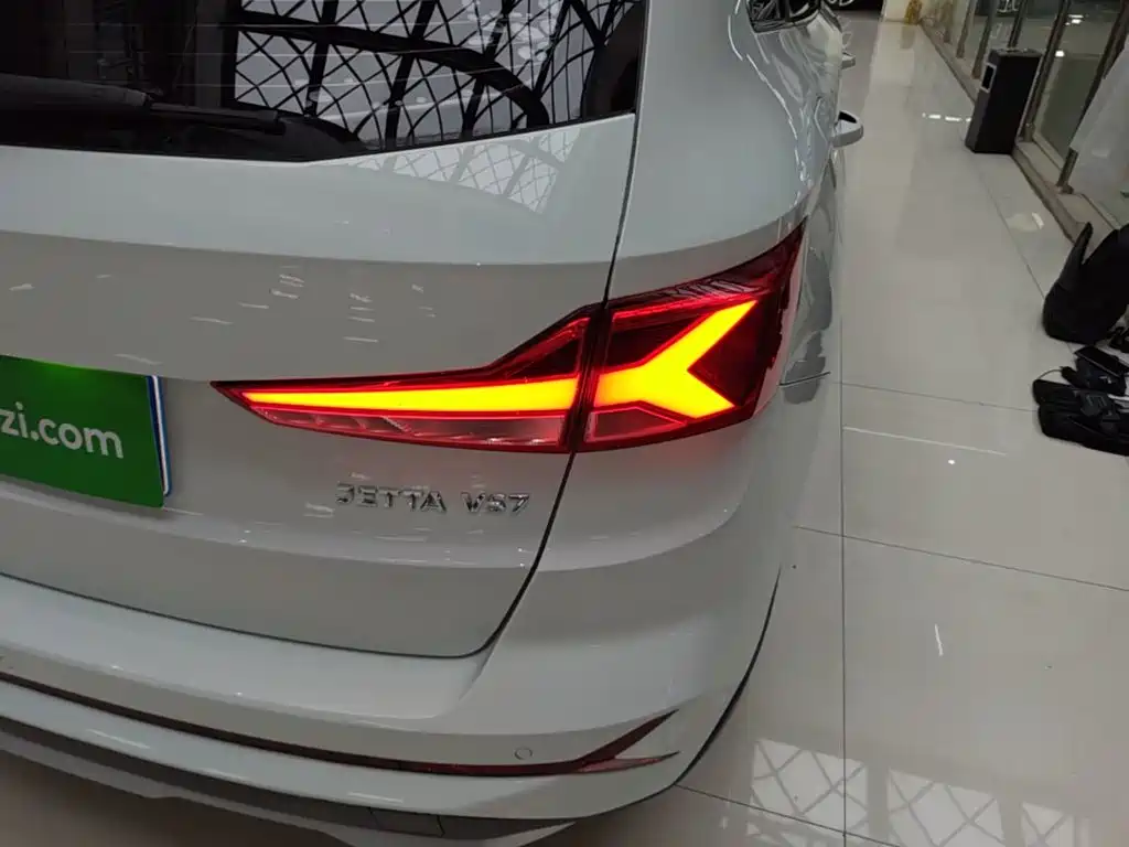 Jetta VS7 — миниатюра 8